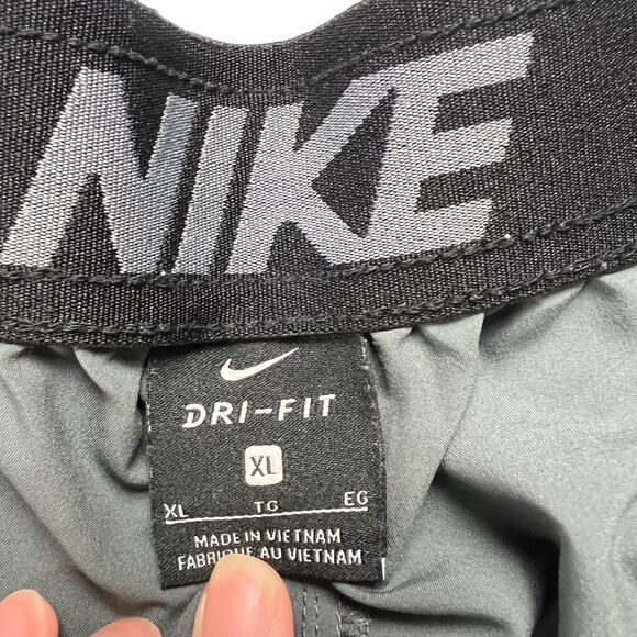 Nike Men's Flex Shorts Woven Gray Athletic Pants Activewear Men's Extra Large XL - Picture 3 of 12
